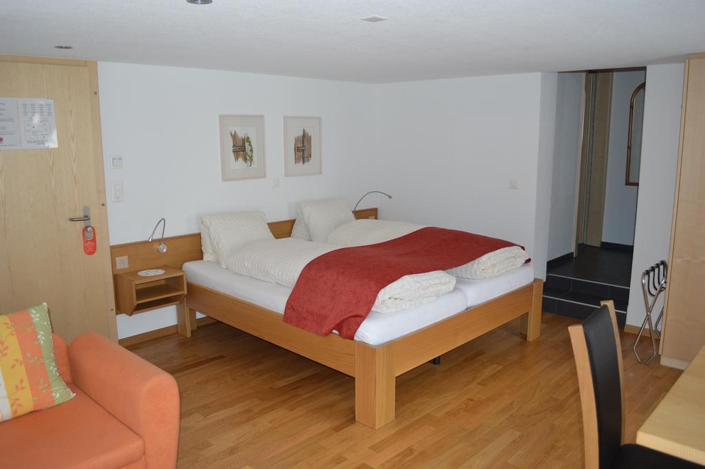 Hotel Grimsel Obergesteln ภายนอก รูปภาพ