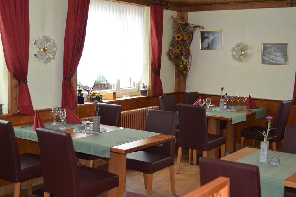 Hotel Grimsel Obergesteln ภายนอก รูปภาพ